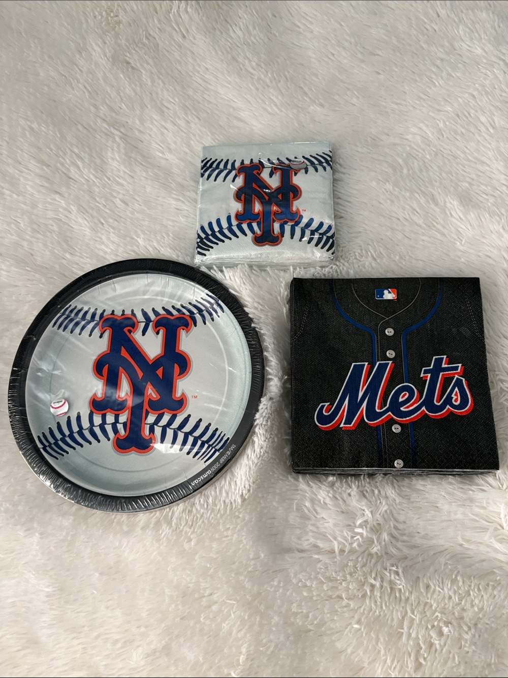 NY Mets Baseball 18 Party Plates & 36 Small Napkins NWT Large Napkins Opened